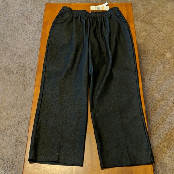 Alfred Dunner Pants - Alfred Dunner Woman NWT pants. 16W